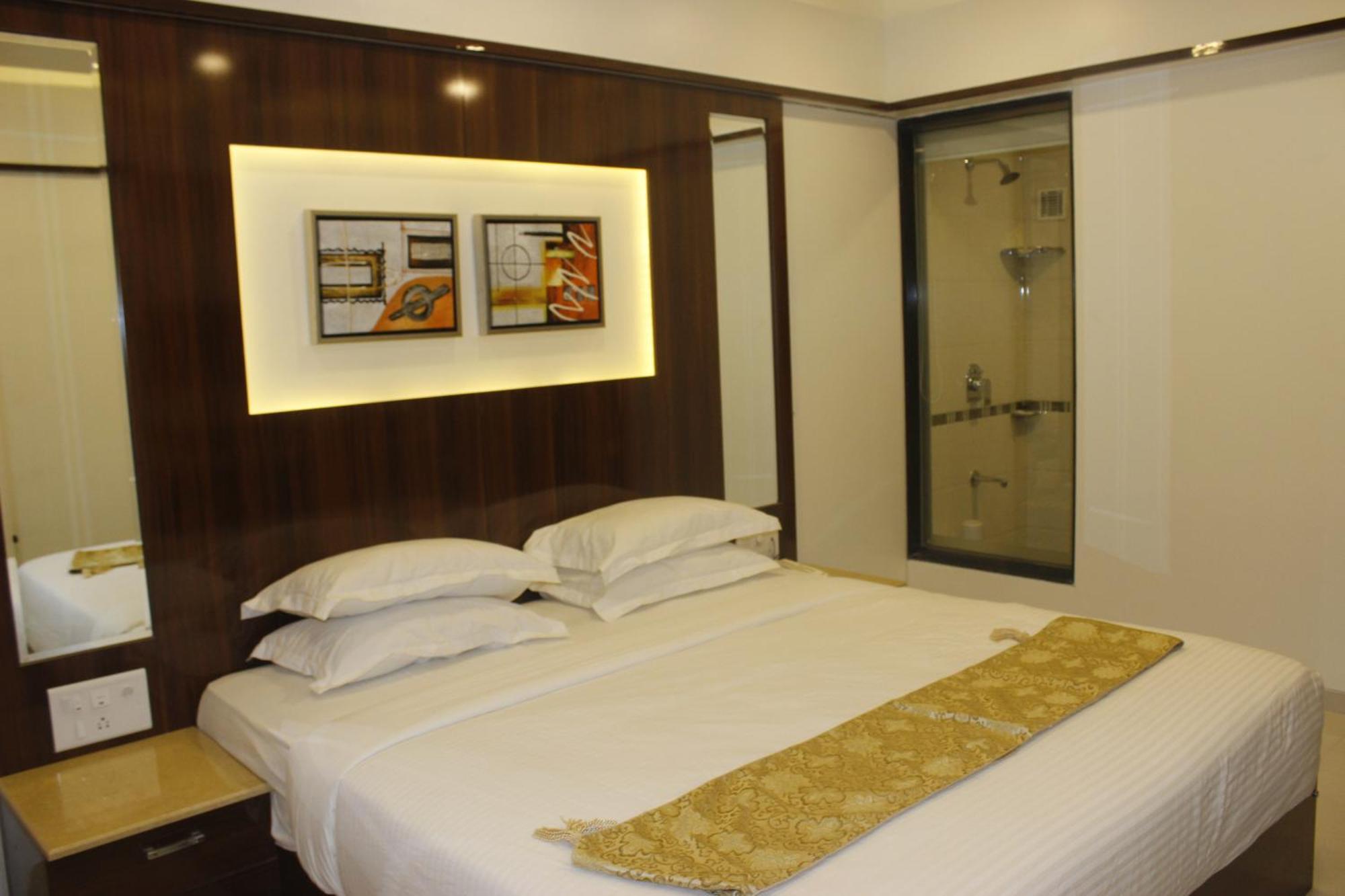 Hotel The Grand Tulip