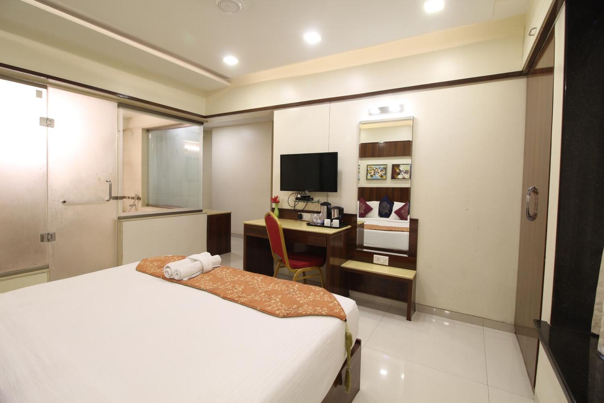 Hotel The Grand Tulip