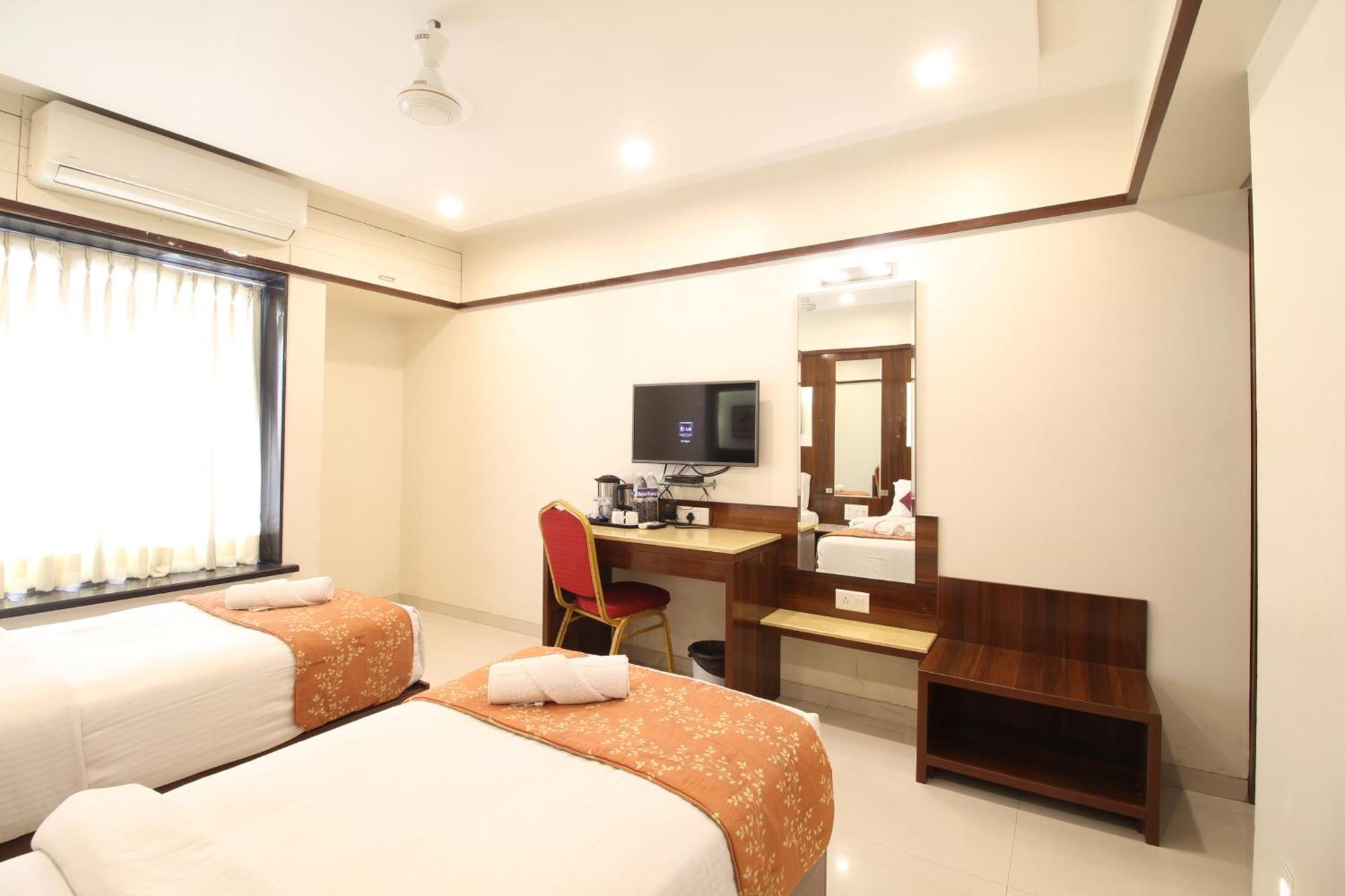 The Grand Tulip Hotel 3*