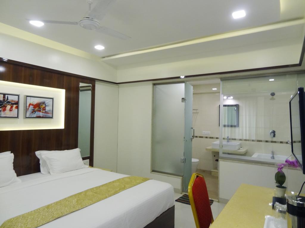 Hotel The Grand Tulip 3*